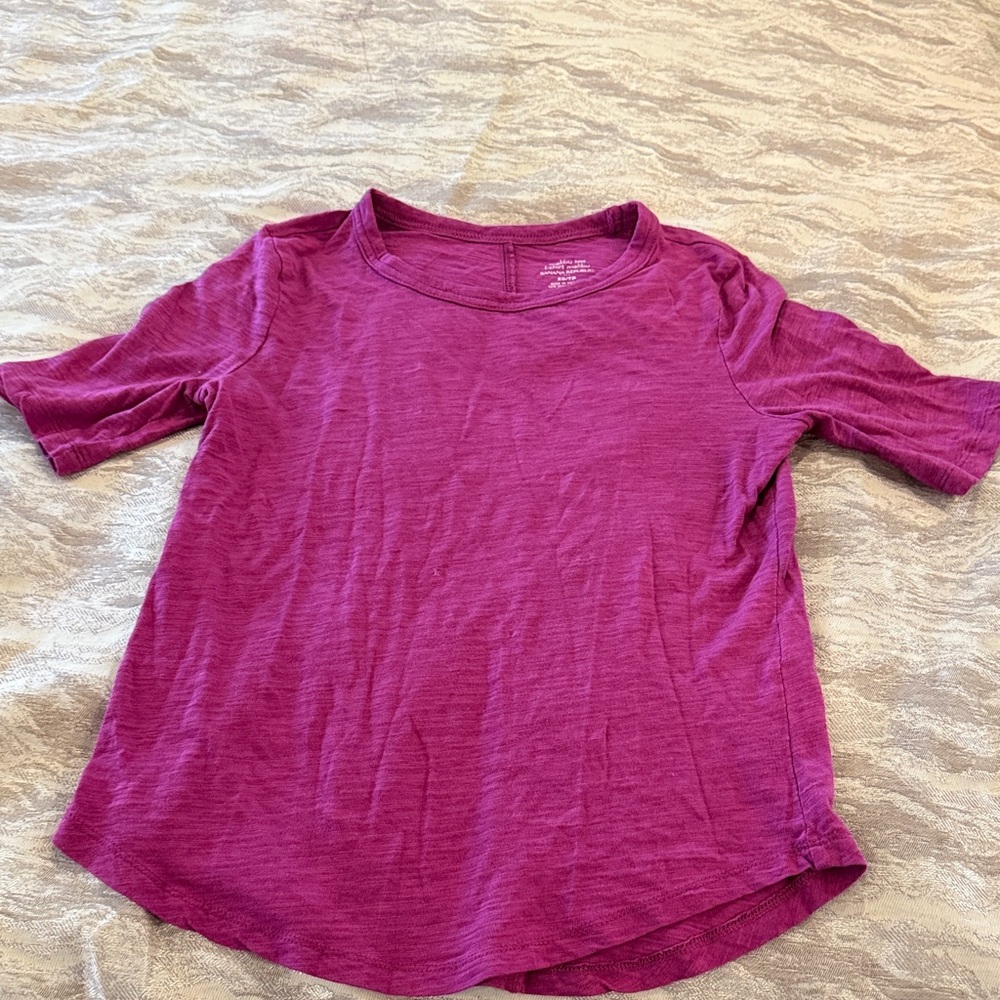 Banana Republic xs Women's Short Sleeve Scoop Neck Top - Magenta